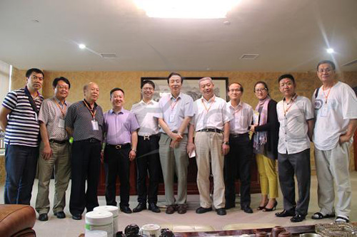 呼市工商聯(lián)與自治區(qū)駐滬辦前來珍島考察 呼市工商聯(lián)與自治區(qū)駐滬辦前來珍島考察