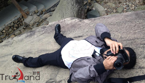 為藝術(shù)獻身