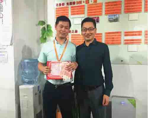 6月 top 中心：營銷中心